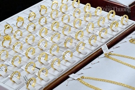 Vàng nhẫn, vàng trang sức 24K tiến sát mốc 60 triệu đồng/lượng