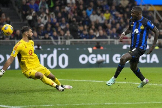 Serie A: Lukaku tịt ngòi trong ngày Inter thắng Roma