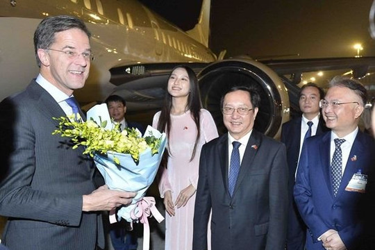 Thủ tướng Hà Lan đến Hà Nội, bắt đầu chuyến thăm chính thức Việt Nam
