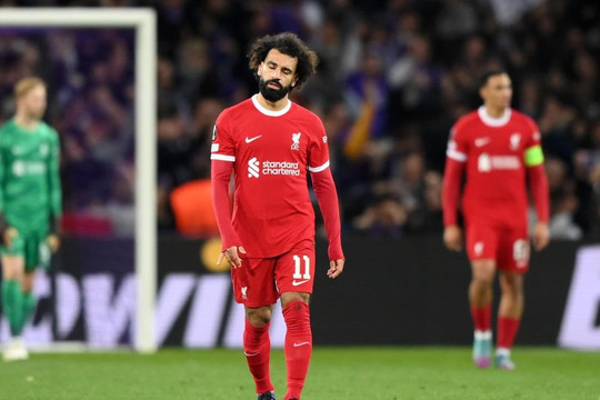 Europa League: Liverpool thua sốc, bỏ lỡ cơ hội giành vé sớm