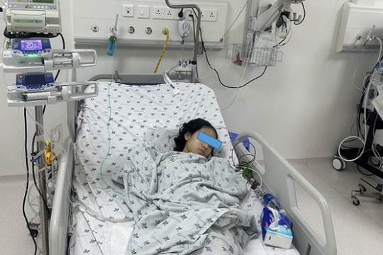 Phát hiện đau ngực, bé gái 12 tuổi suýt chết vì vỡ nang phổi