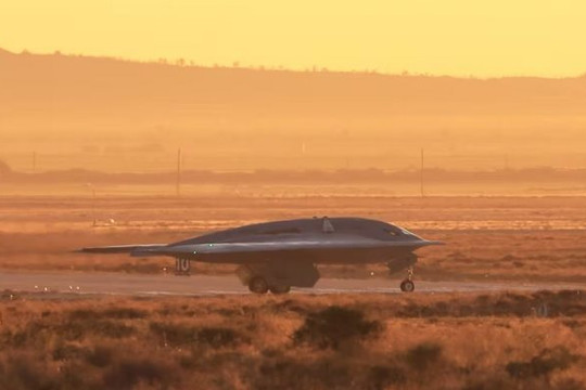 Máy bay ném bom hạt nhân mới của Mỹ thực hiện chuyến bay đầu tiên