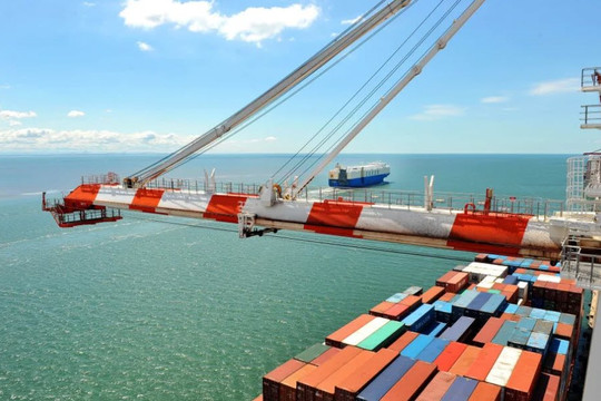 Hàng vạn container mắc kẹt do vụ hack, DP World gặp khó để khôi phục hoạt động ở cảng