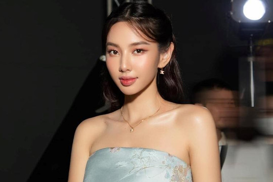 Hoa hậu Thùy Tiên phản bác tin đồn liên quan đường dây mua bán dâm