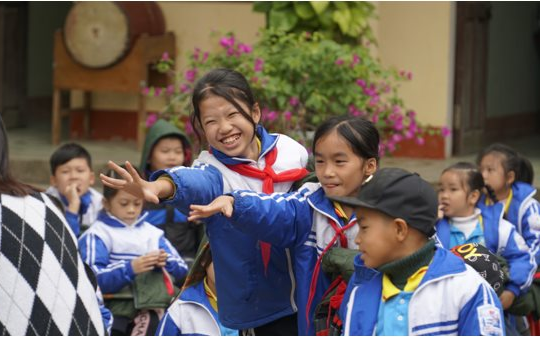 Học sinh xứ Lạng nô nức tham gia ngày hội vệ sinh học đường và khánh thành 27 nhà vệ sinh