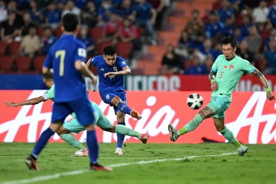 Thua ngược Trung Quốc, giấc mơ World Cup của Thái Lan trở nên xa vời