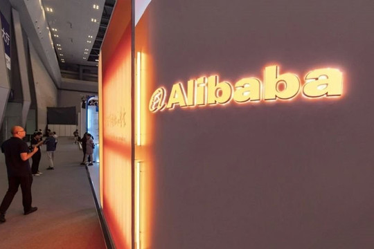 Alibaba bác tin sa thải 25.000 người, trấn an cổ đông về kế hoạch bán cổ phần của Jack Ma