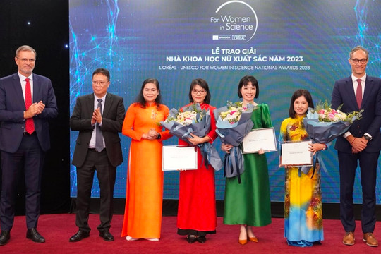 Ba nhà khoa học nữ Việt Nam được trao giải L’Oréal - UNESCO
