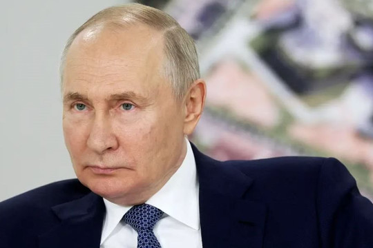 Ông Putin lo ngại các mô hình AI của phương Tây thiên vị, bỏ qua văn hóa Nga