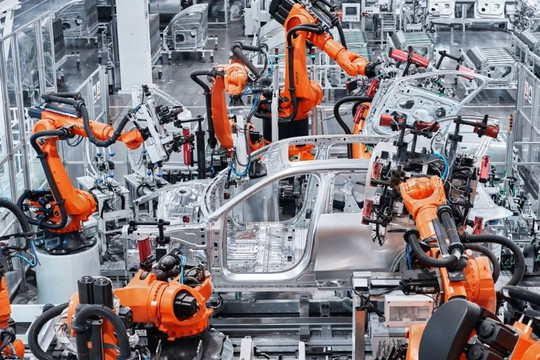 Hãng ô tô điện cao cấp hàng đầu Trung Quốc: AI, robot thay thế 30% lực lượng lao động vào 2027