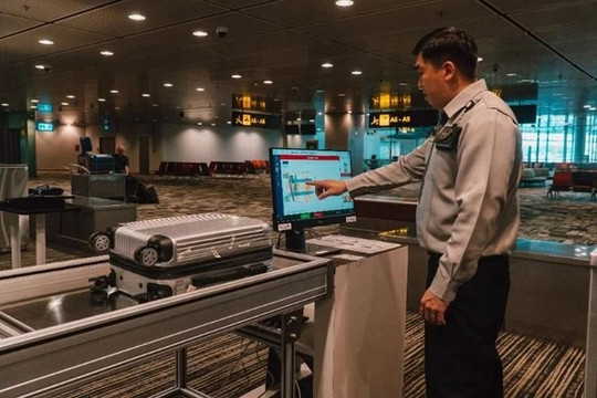 Sân bay Changi thử nghiệm AI tăng tốc phát hiện vật dụng bị cấm trong hành lý xách tay