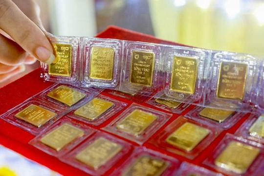 Giá vàng tăng vọt liên tục: Vượt 73 triệu đồng/lượng
