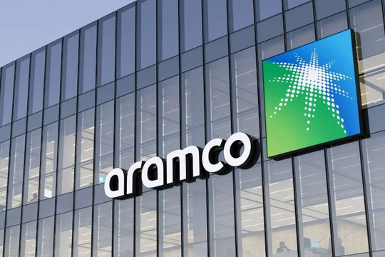 Mỹ buộc quỹ của Saudi Aramco thoái vốn khỏi startup chip AI do Sam Altman hậu thuẫn
