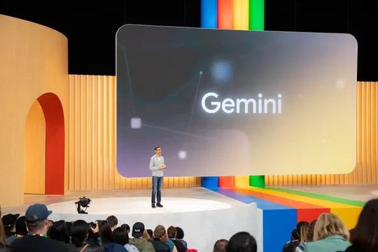 Cổ phiếu và vốn hóa Alphabet tăng vọt khi Phố Wall hoan nghênh sự ra mắt mô hình Gemini