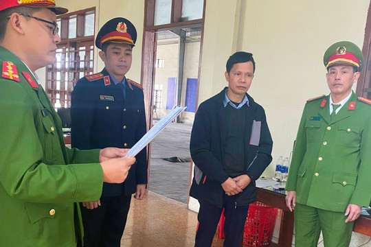 Quảng Bình: Khởi tố Phó giám đốc Trung tâm đăng kiểm nhận hối lộ