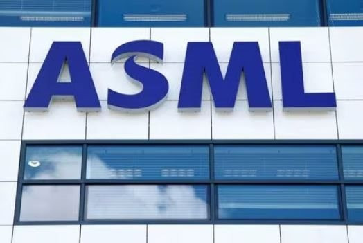 Bắc Kinh lên tiếng khi Hà Lan ngăn ASML bán một số thiết bị sản xuất chip cho Trung Quốc