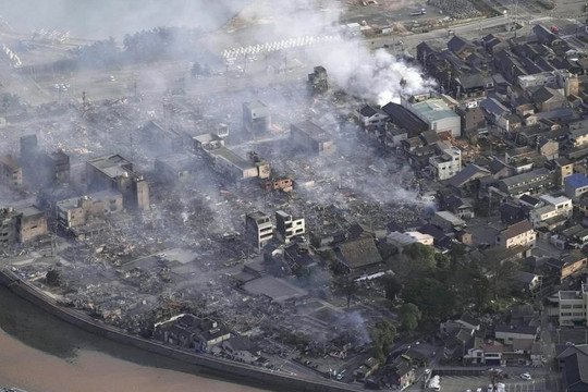 Người sống sót kể về trận động đất đáng sợ đầu năm 2024 ở Nhật khiến ít nhất 48 người chết