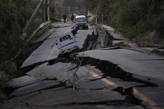 Động đất khiến một số vùng của Nhật dịch chuyển