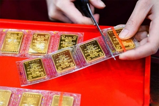 Nhà nước không khuyến khích kinh doanh vàng miếng, không bảo hộ giá vàng
