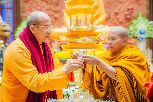 Vụ 'xá lợi tóc Phật' ở chùa Ba Vàng: Đại đức Thích Trúc Thái Minh sám hối, bị kỷ luật