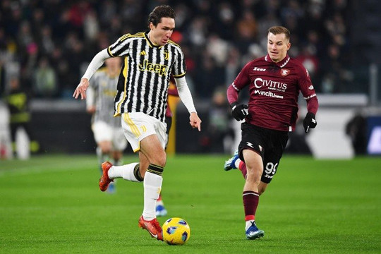 Cambiasso giúp Juventus đoạt suất cuối vào tứ kết Coppa Italia