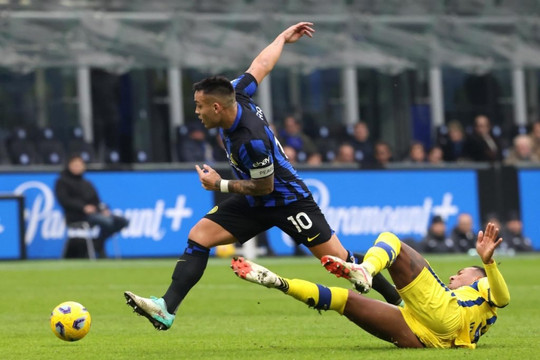 Inter Milan vô địch lượt đi Serie A bằng kịch bản không tưởng
