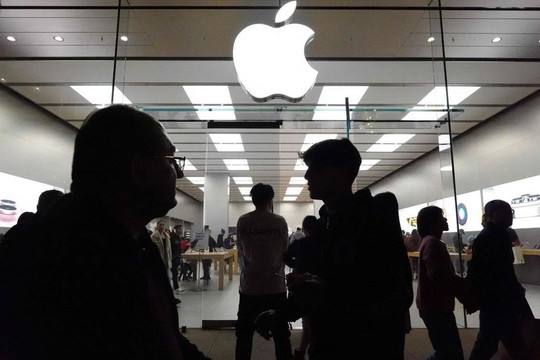 Ngôi vua của Apple trên thị trường chứng khoán lung lay do khởi đầu 2024 nhiều chông chênh