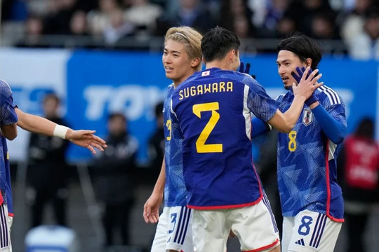 Nhật Bản vùi dập Jordan 6-1 trước khi gặp Việt Nam tại Asian Cup