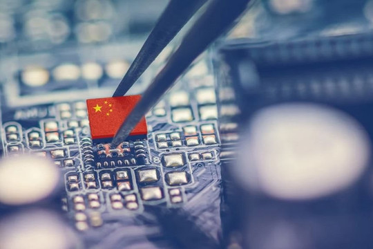 Nhập khẩu chip của Trung Quốc giảm mạnh trong năm 2023 do khó khăn kinh tế và nỗ lực nội địa hóa