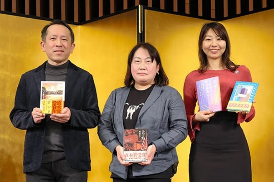 Nhà văn đoạt giải văn học Nhật thừa nhận sử dụng ChatGPT để sáng tác