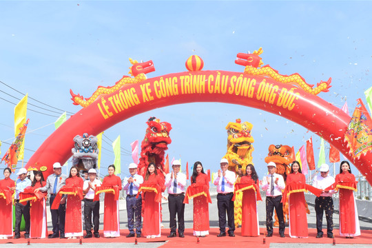 Huyện Trần Văn Thời vượt khó hoàn thành chỉ tiêu kinh tế - xã hội