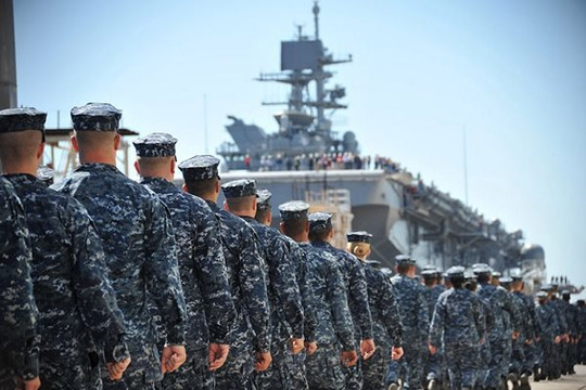 Hải quân Mỹ hạ tiêu chuẩn tuyển mộ