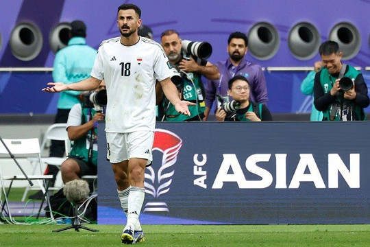 Asian Cup: Iraq bị loại đau phút bù giờ vì quyết định gây tranh cãi