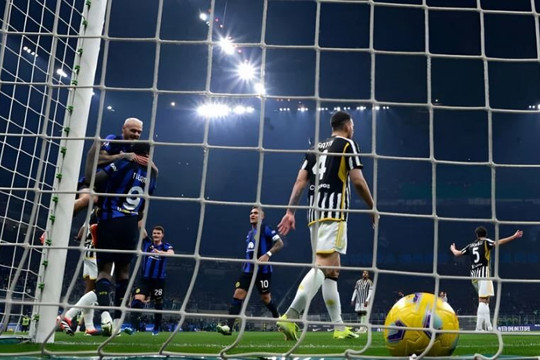 Hạ Juventus, Inter Milan tạo bước ngoặt tại Serie A