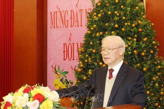 Tổng bí thư Nguyễn Phú Trọng chúc đất nước ngày càng phát triển, nhân dân ngày càng ấm no, hạnh phúc