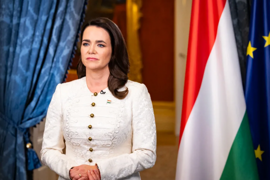 Nữ tổng thống Hungary tuyên bố từ chức sau lệnh ân xá cho tội phạm ấu dâm