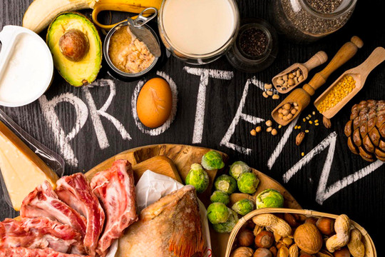 4 dấu hiệu cho thấy bạn đang ăn quá nhiều protein