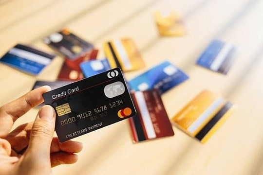 Không trả nợ thẻ tín dụng bị phạt thế nào?