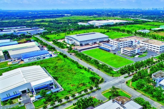 Quảng Nam cho doanh nghiệp nghiên cứu 2 dự án khu công nghiệp định hướng thân thiện môi trường