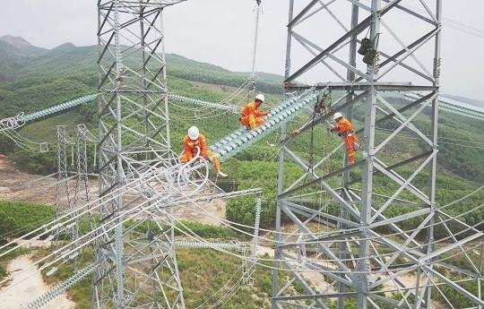 Việt Nam có nhu cầu mua điện rất lớn từ Lào