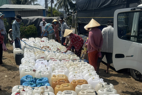 Tiền Giang: Không để dân khát, thiếu nước dù chỉ một ngày