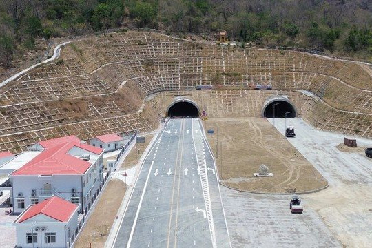 Tuyến cao tốc Cam Lâm - Vĩnh Hảo sẽ khánh thành vào ngày 28.4