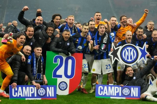 Đánh bại kình địch, Inter vô địch Serie A lần thứ 20