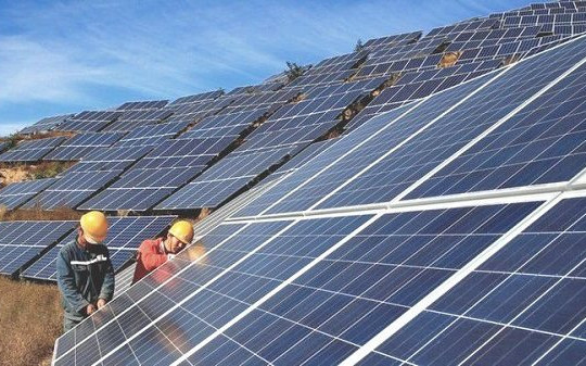 Mỹ nhận hồ sơ điều tra chống bán phá giá pin năng lượng mặt trời Việt Nam