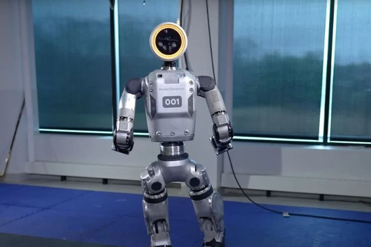 Hãng robot hình người hàng đầu Mỹ tham gia cuộc đua công nghệ chạy bằng điện do Trung Quốc thống trị
