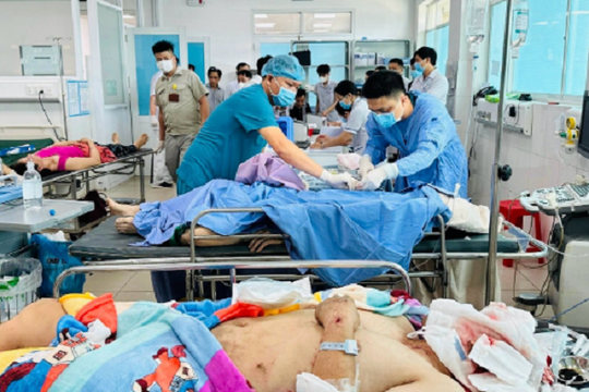 Vụ nổ lò hơi ở Đồng Nai: Bộ Y tế chỉ đạo các bệnh viện huy động thầy thuốc giỏi cứu nạn nhân