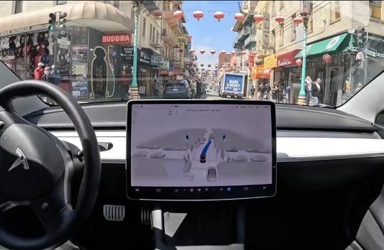 Tỷ phú Elon Musk muốn thử nghiệm taxi robot ở Trung Quốc