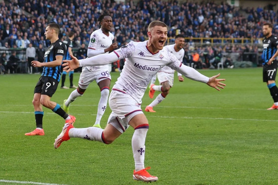 Fiorentina ghi tên vào chung kết Cúp châu Âu