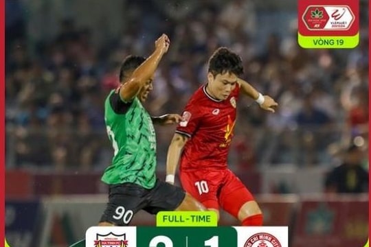 V-League: Hà Tĩnh vượt khó, CAHN thua đậm sau khi chia tay Kiatisuk