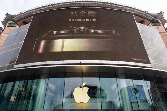 Apple giảm giá các mẫu iPhone 15 ở Trung Quốc xuống mức thấp mới do sự cạnh tranh khốc liệt